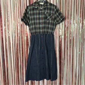 Vintage 1970s Serbin Blue Chambray + Plaid Short Sleeve Collared Shirt Dress S/M